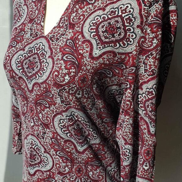 Talbots Woman Shirt Small 3/4 Slve Pull Over Top V-Neck Cranberry Rayon Spandex - Picture 3 of 7